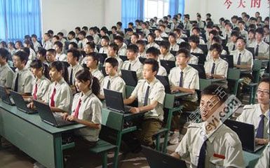 初中畢業學計算機的就業前景分析